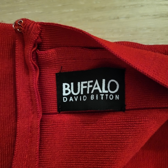 BUFFALO David Bitton bodycon bandage skirt knee length in red 🌹 - Picture 9 of 9